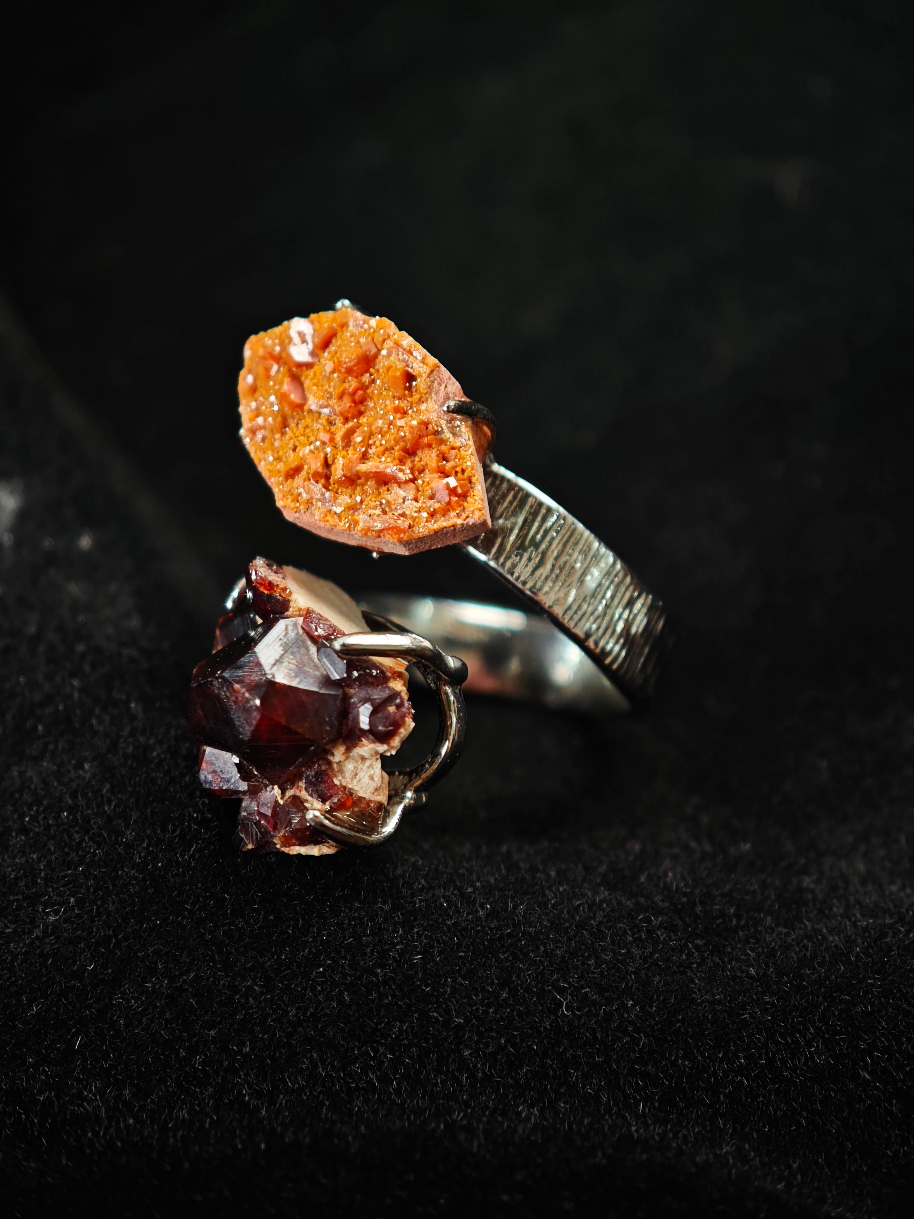 Garnet&Vanadinite Adjustable Ring - Natural Mineral - Duo Collection -021
