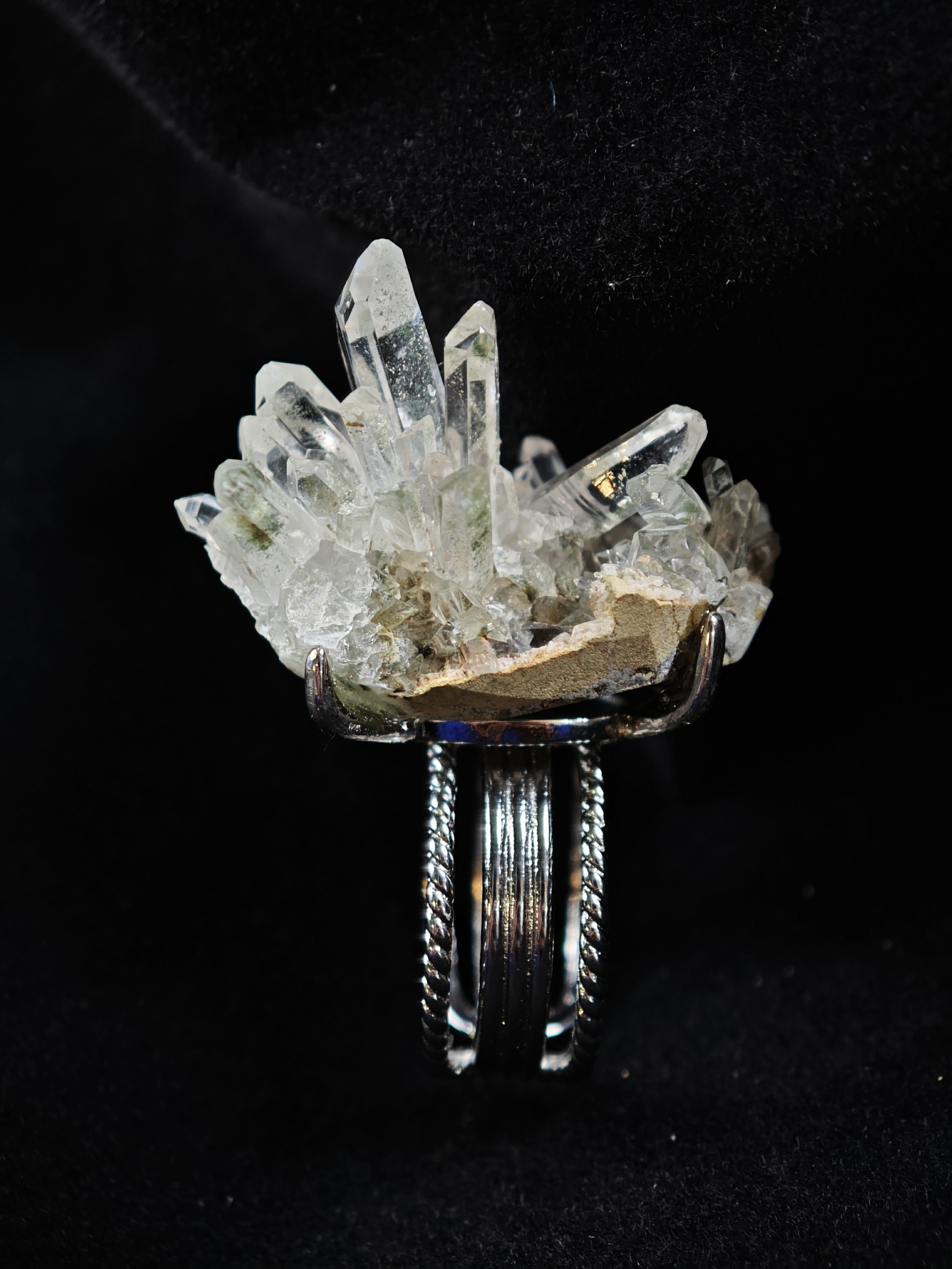 Crystal&Prase Adjustable Ring - Natural Mineral - Solo Collection -044